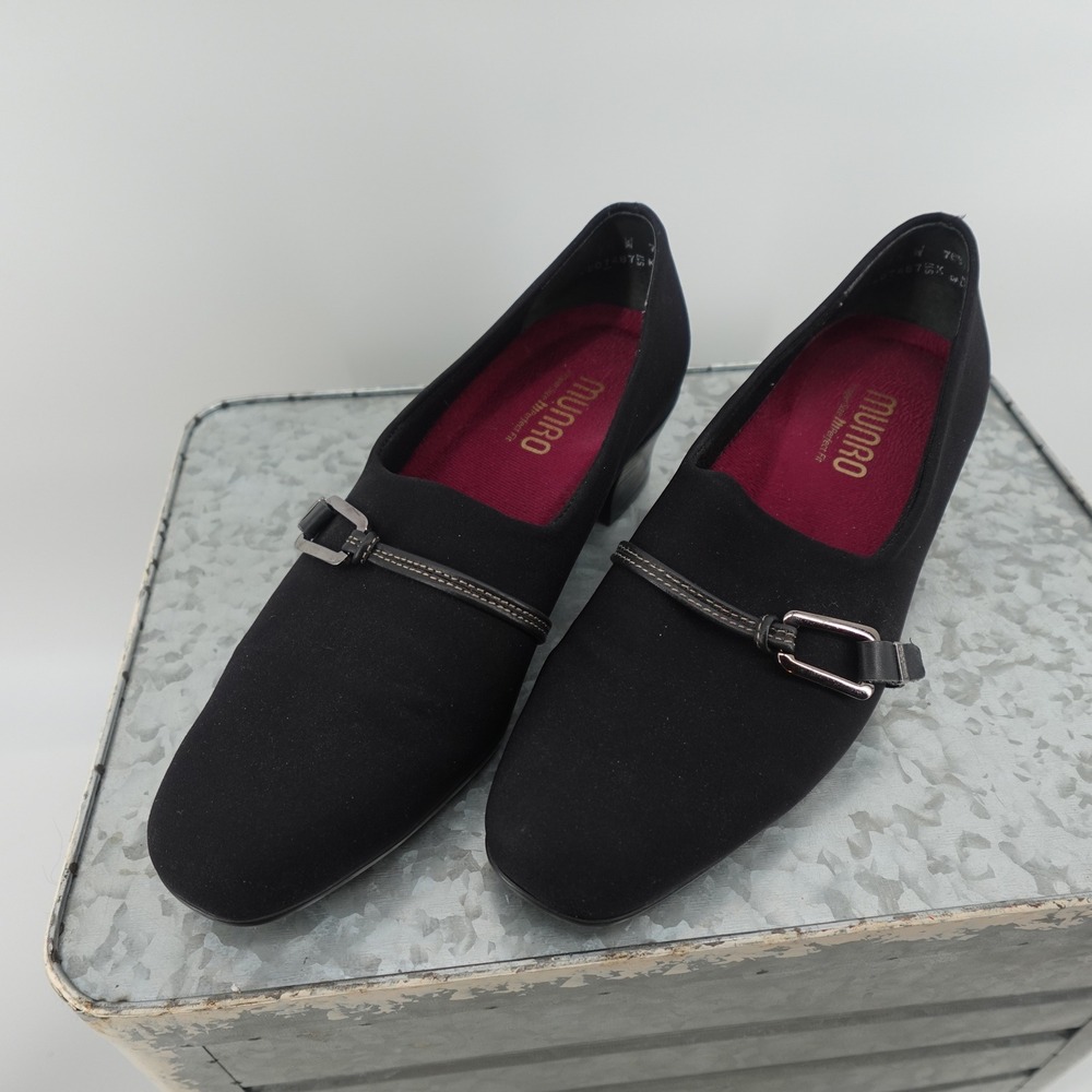 Munro American Womens 7.5 Cindi Black Fabric Low Block Heel Buckle Pumps 7857 - Picture 3 of 8